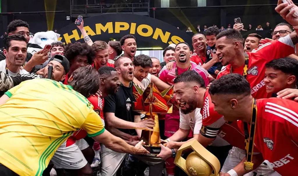 Em jogo eletrizante, DesimpaiN é campeão da Kings League Brasil