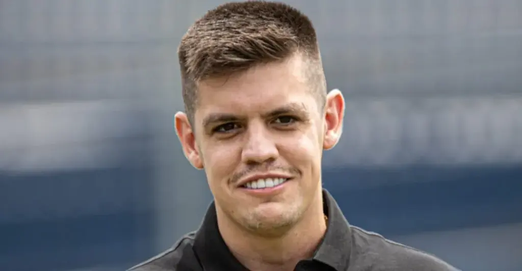 Ex-Ponte é o executivo mais jovem das Séries A, B e C do Brasileirão