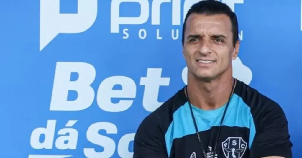 Júnior Rocha enaltece jogadores e torcida do Paysandu após virada histórica