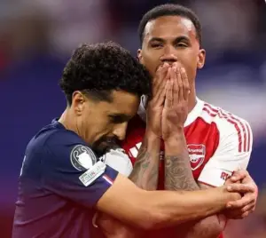Marquinhos e Gabriel Magalhães na seleção da Champions League