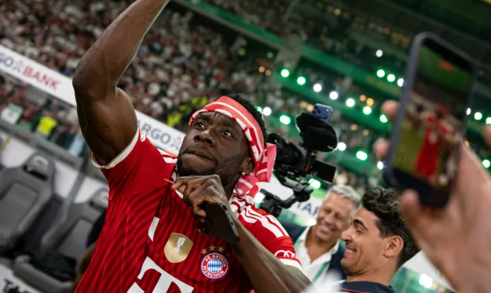 Técnico do Canadá garante capitão Alphonso Davies na Copa