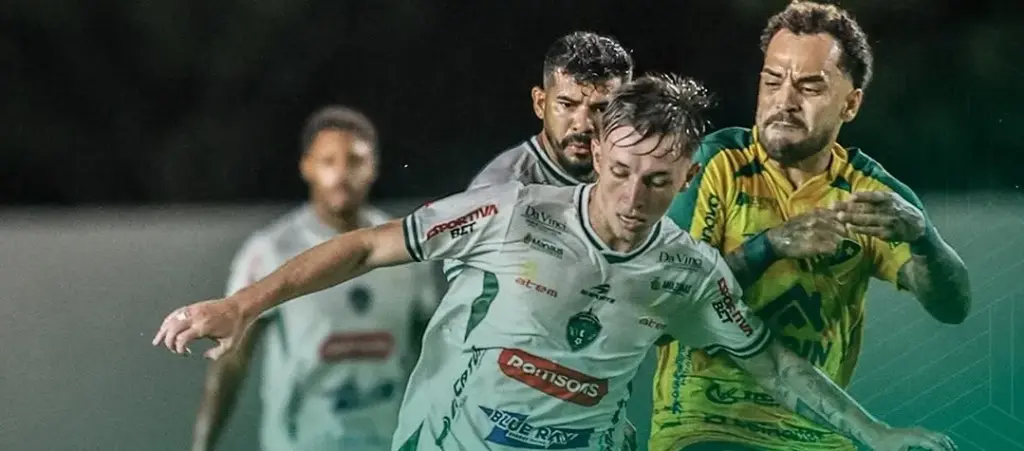 Monte Roraima-RR 2 x 2 Manaus-AM - Tudo igual no Estádio Canarinho