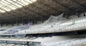 Cruzeiro instala rede de proteção no Mineirão