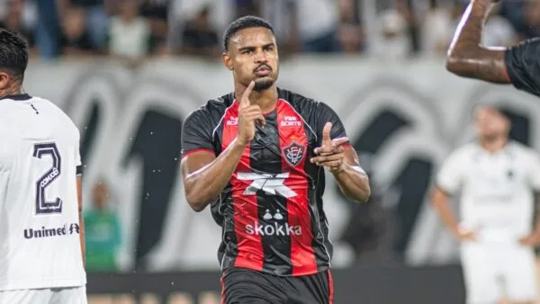 Vitória perde titular para partida contra o Santos