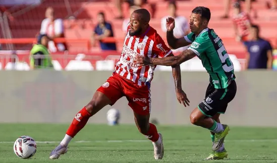 Náutico-PE 4 x 0 América-MG - Timbu anula Coelho e se firma no G6 2 Nautico bate America MG serie B 2
