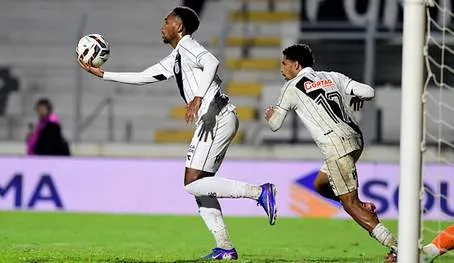 Ciclo de Rodrigo Santana na Ponte Preta deveria ter terminado 5 Série B - 2026