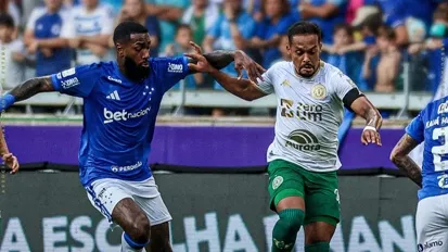 Cruzeiro 2 x 1 Chapecoense - Raposa vence jogo polêmico e segue escalando tabela do Brasileirão 2 Brasileirão-2026