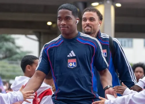 Endrick faz bom jogo pelo Lyon
