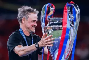 Luis Enrique, do PSG, diz que tentou 'aproveitar o momento' nos pênaltis da Champions