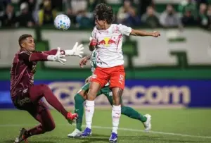 Palmeiras defende liderança e Majestoso em Itaquera