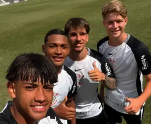 PAULISTA SUB-17: Corinthians goleia e é o único grande na liderança do grupo
