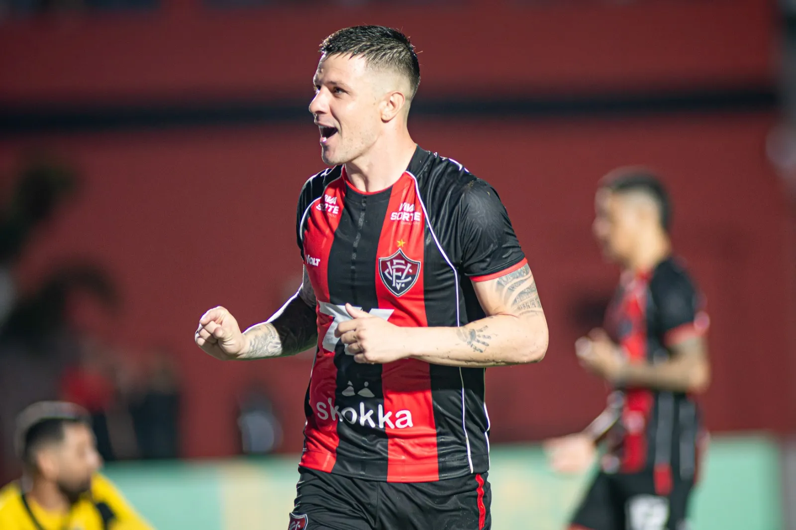 ABC solta o verbo contra arbitragem após goleada do Vitória (Foto: Victor Ferreira/ECV)