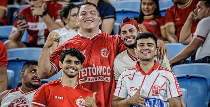 América