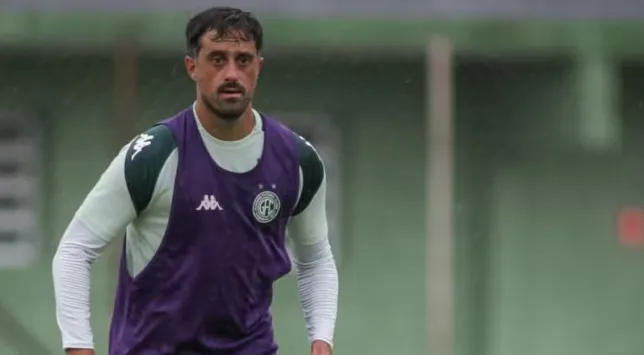 Série C: Maurício prega "mental forte" e promete defesa sólida no Guarani