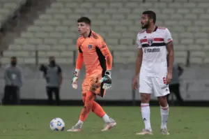 Ex-companheiros pelo São Paulo disputam vaga na CDB