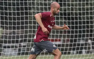 Lucas Moura detalha recuperação após cirurgia no tendão de Aquiles