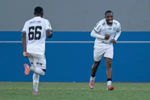 Amazonas-AM 0 x 1 Figueirense-SC - Figueira finda série invicta da Onça na Série C