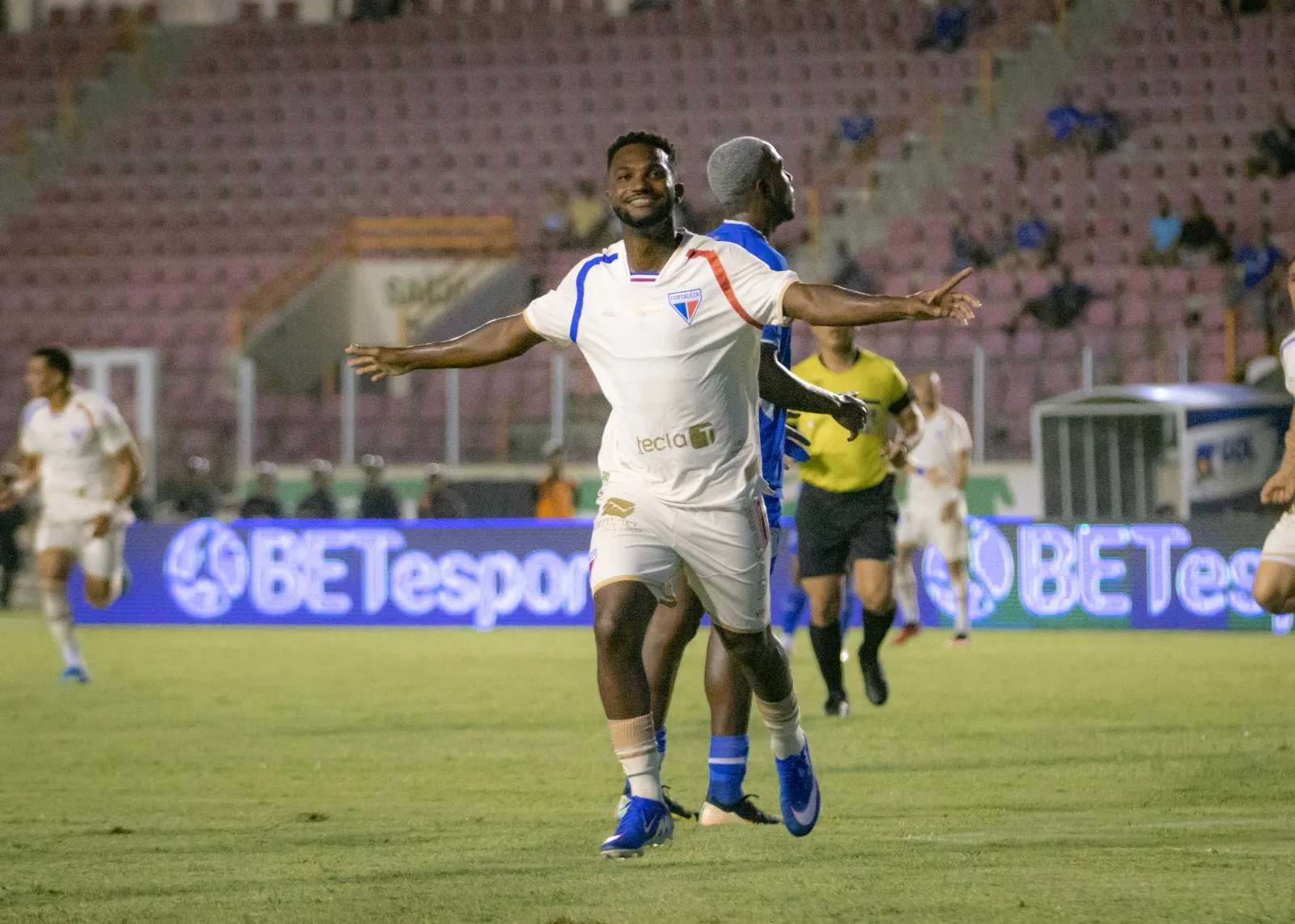 Fortaleza elimina Confiança Copa do Nordeste