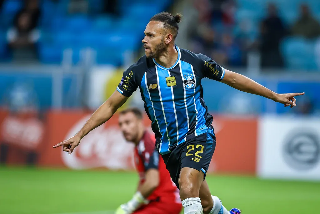 Grêmio-RS 2 x 0 Palestino-CHI - Imortal mantém esperanças na Copa Sul-Americana