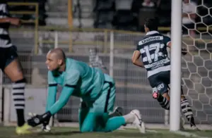 XV de Piracicaba 1 x 0 Sampaio Corrêa-RJ - Nho Quim dispara na liderança