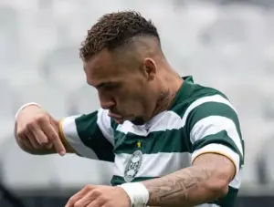 Santos 0 x 3 Coritiba - Coxa afunda o Peixe no Brasileirão