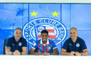 Bahia renova contrato do atacante Caio Suassuna até 2029