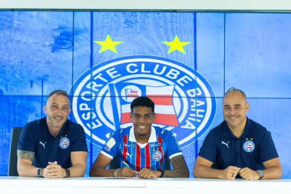 Bahia renova contrato do atacante Caio Suassuna até 2029