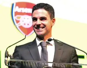 Arteta reclama de pênalti para o Arsenal: 'Decisão diferente contra Mosquera'