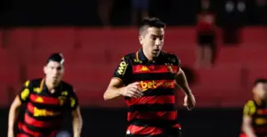 Atacante do Sport fala sobre força do elenco e sequência