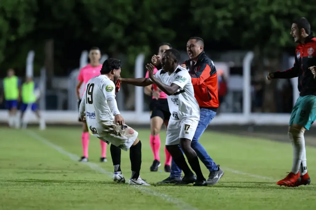 Santa Fé 0 x 2 José Bonifácio - Serpente amplia série invicta na Bezinha