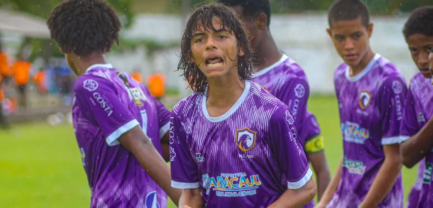Falcon em fase positiva na base e amplia investimentos no feminino