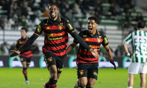 Iury Castilho marcou o gol da vitória do Sport