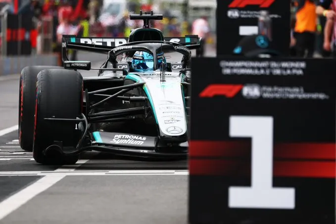 F1: Russell vence sprint do GP do Canadá em dia de briga com Antonelli