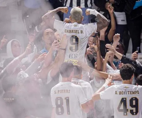 Santos 3 x 1 Vitória - Peixe vence e respira antes da Copa do Mundo 2 Brasileirão - 2026