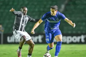 Figueirense 0 x 3 Barra-SC - Placar elástico e crise no rival