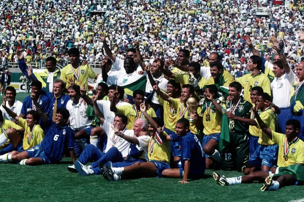 Campeão de 94 avalia Brasil: ‘Apredendo a jogar essa Copa do Mundo’