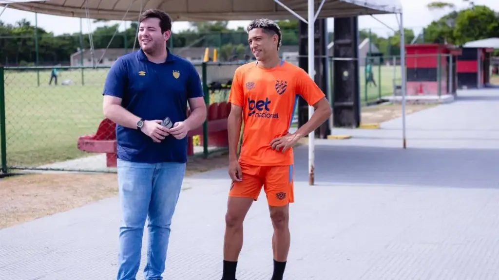 Sport monitora lesão de Clayson e aguarda retorno de atacante