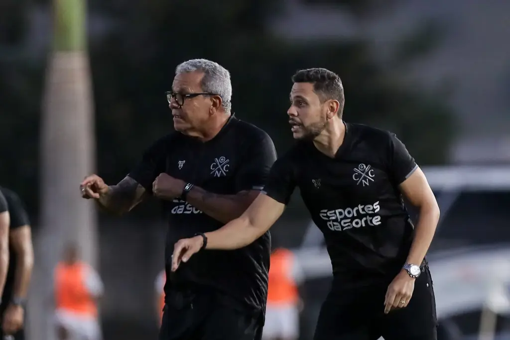 Ceará tenta a contratação de Hélio dos Anjos e Guilherme dos Anjos (Foto: Rafael Vieira/Náutico)