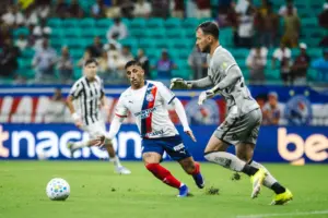 Bahia descarta fratura no tornozelo do atacante Cristian Oliveira