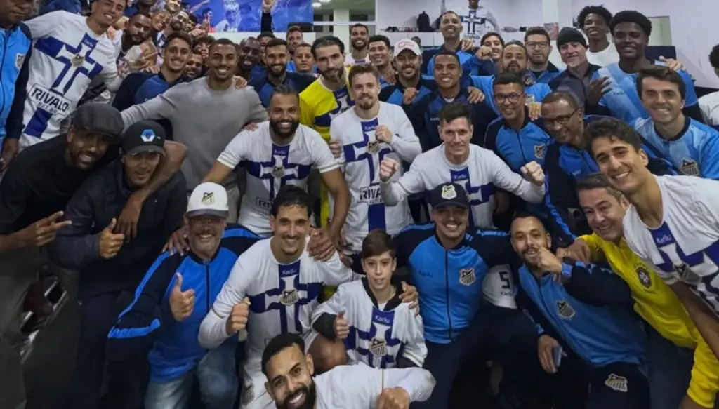 Água Santa goleia o Madureira e briga pela liderança na última rodada