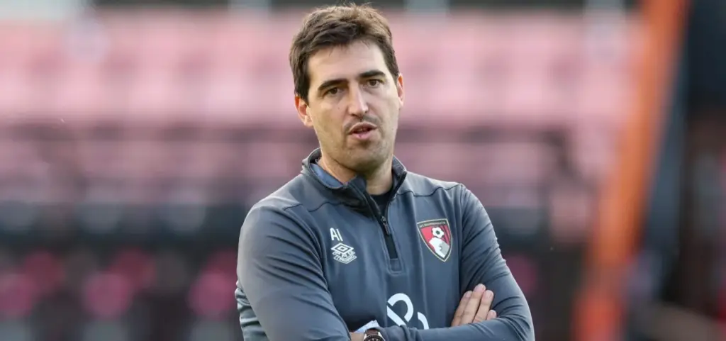 Liverpool negocia com técnico destaque da Premier League