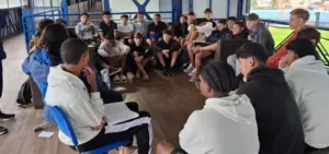 Avaí desenvolve trabalho educacional e mental com atletas da base