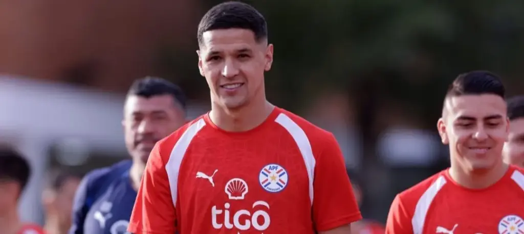 Com média de 30 gols nos últimos 3 anos, atacante paraguaio Alex Arce está na Copa do Mundo