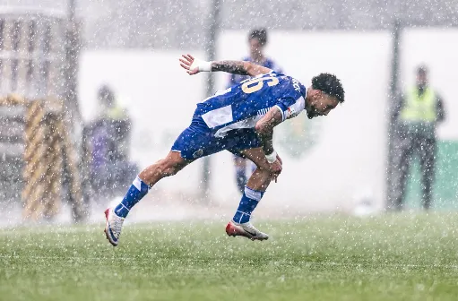 Kauê Rodrigues fala sobre adaptação ao futebol europeu 3 B2QE4sJn image