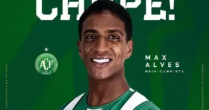 Chapecoense oficializa contratação do meia Max