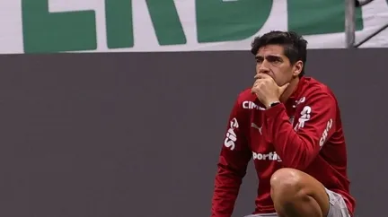Abel Ferreira exalta jovens do Palmeiras após vitória no Brasileirão