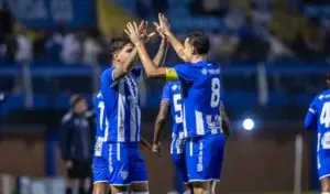 Avaí 3 x 0 Chapecoense - Leão perto do título da Copa Sul-Sudeste