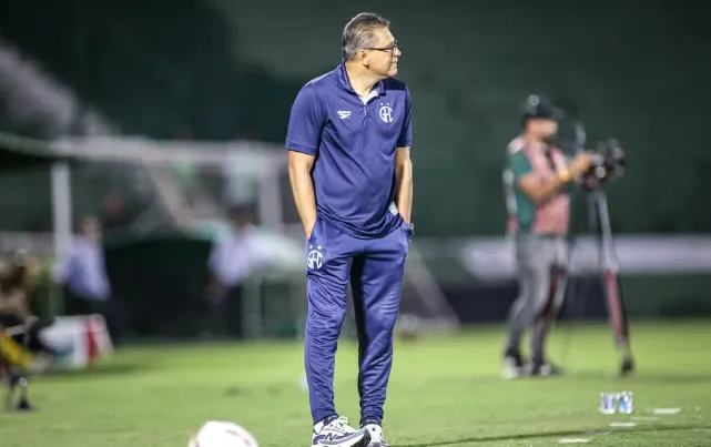 Guarani deve repetir escalacao serie c