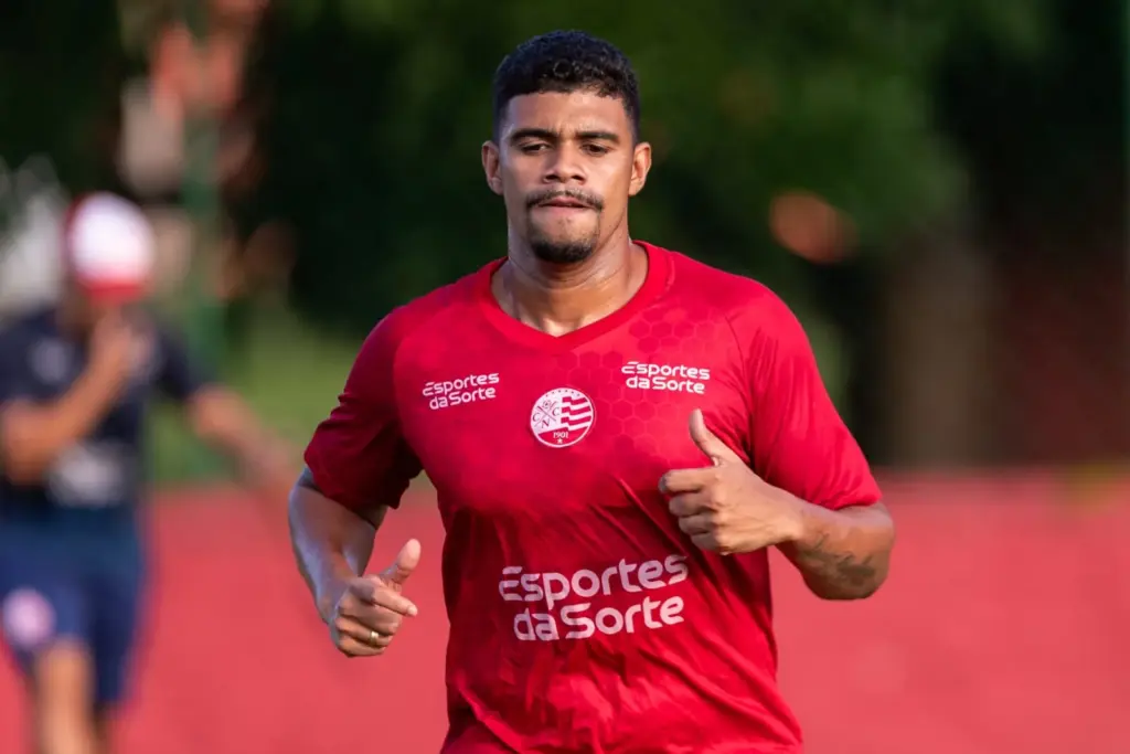 Luiz Felipe desfalque Náutico