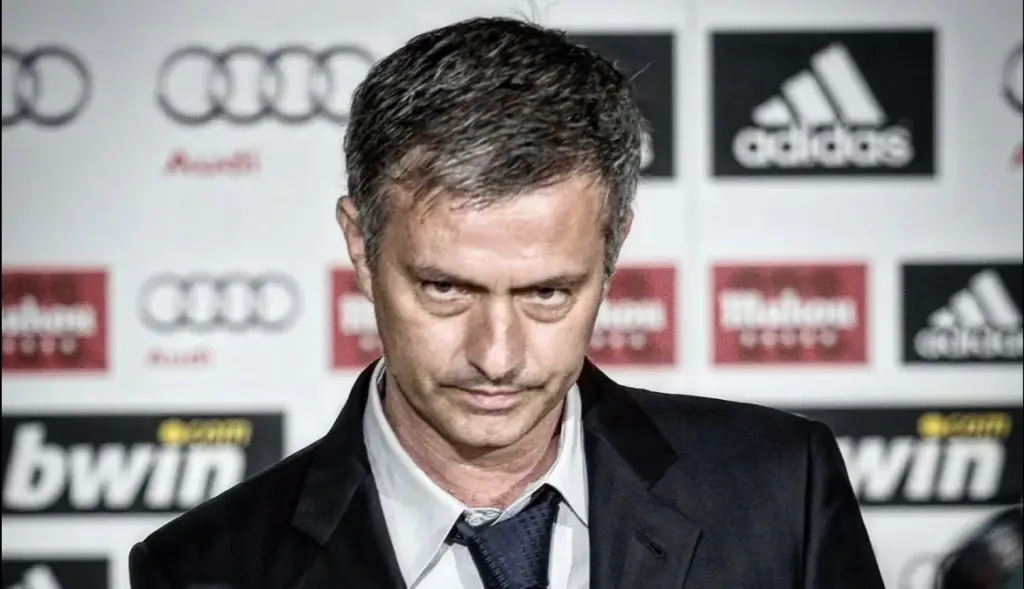 Real Madrid oficializa retorno de José Mourinho após 13 anos